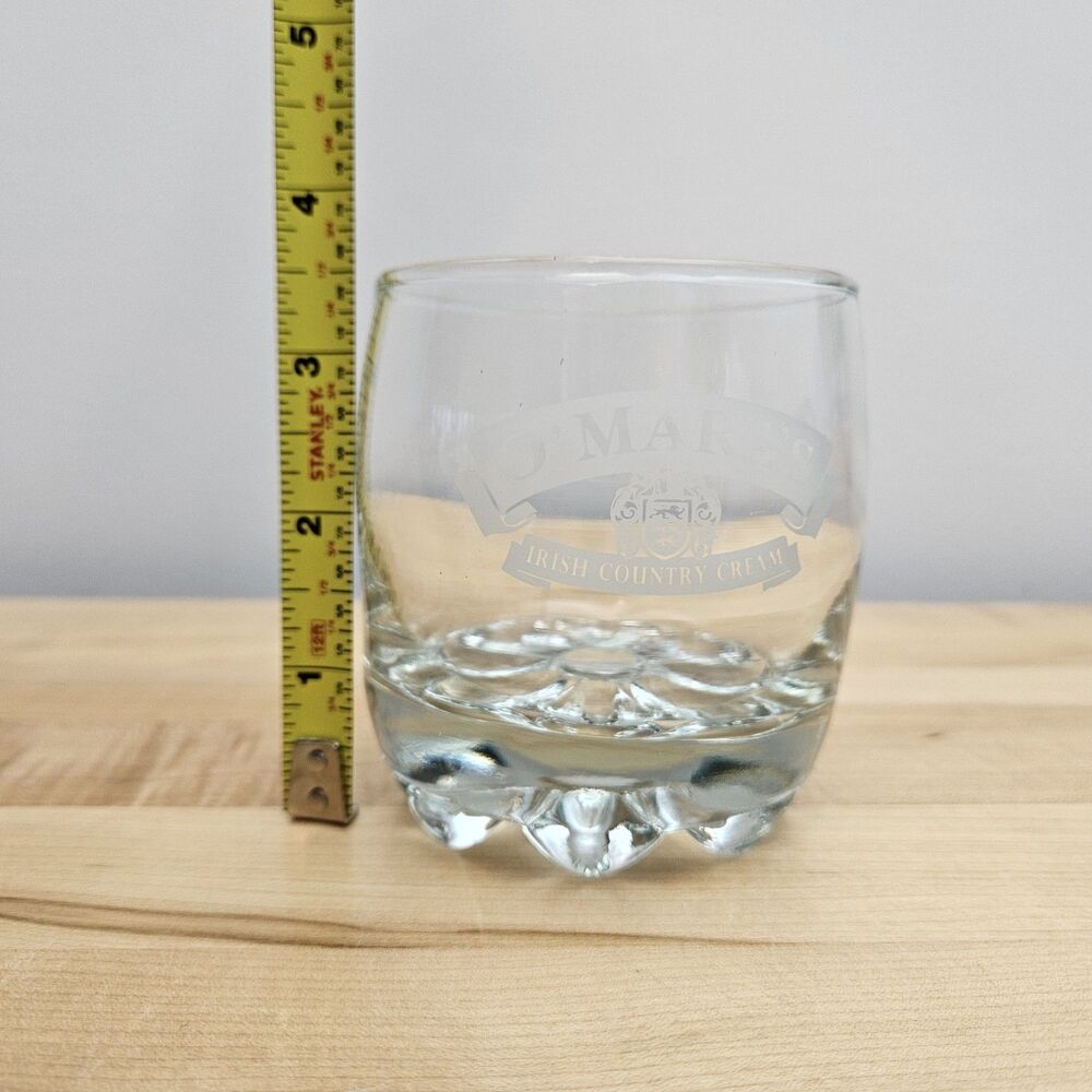 Pat O'Mara's Irish Country Cream Etched Glass Pat O'Mara Signed 8 oz Rocks Bar - Picture 7 of 10
